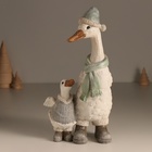 Фигурка полистоун «Гусь в длинном колпаке и шарфе, с гусёнком», 14.5×13.5×27.5 см - Фото 2