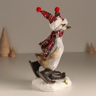 Фигурка полистоун «Гуси в колпаках, вязаных шарфах, на мини-лыжах», 12×15×22.5 см - Фото 3