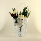 Сумка для цветов прозрачная, «Горошек», влагостойкая, 26×24×12 см - Фото 1