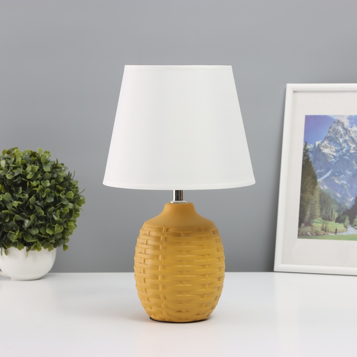 Лампа настольная «Плетение» 1×40 Вт Е14 желтый 19.5×19.5×35.5 см - Фото 1