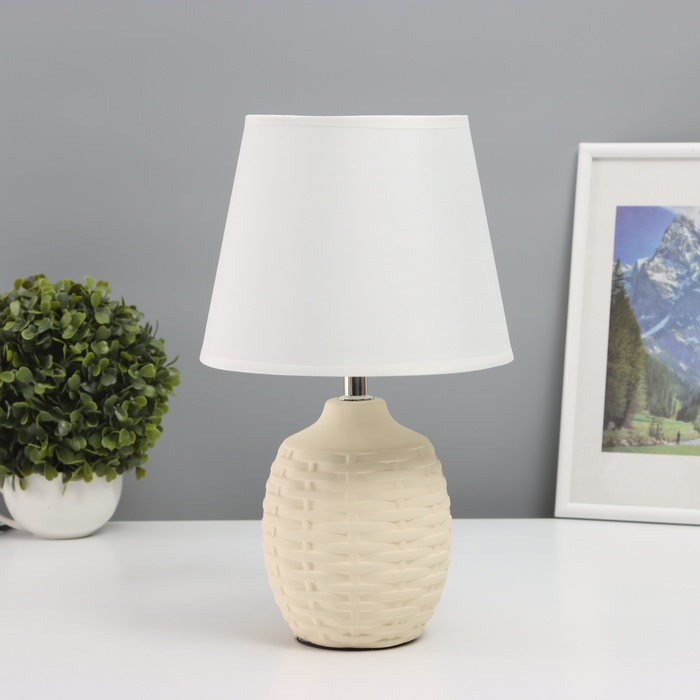 Лампа настольная «Плетение» 1×40 Вт Е14 бежевый 19.5×19.5×35.5 см - Фото 1