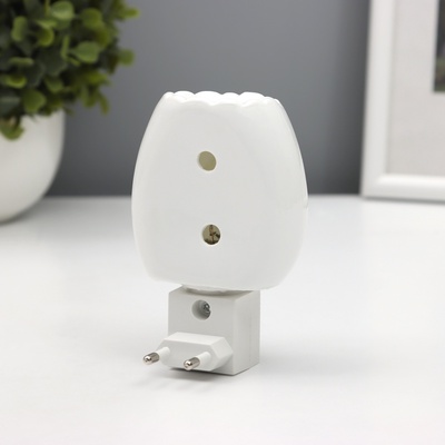 Светильник «Тетушка сова» 1×7 Вт Е11 белый 6×7×11 см