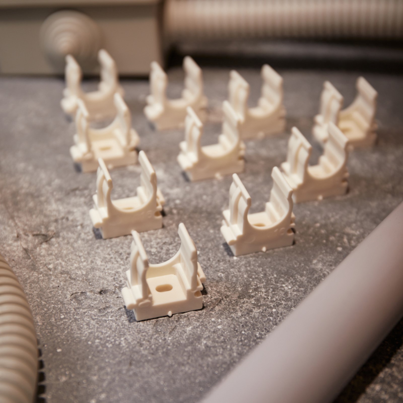 Анкерные зажимы