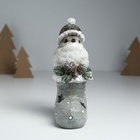 Фигурка светящаяся «Воробышек в колпаке сидит на новогоднем сапоге», серый, 7.6×9.5×15 см - Фото 3