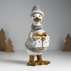 Фигурка полистоун «Гусь в бежевом свитере, с подарком», 9.5×12×22.5 см - Фото 1