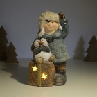 Фигурка светящаяся «Малыш в сером пальто, с пингвином на подарке», керамика, 12×6.5×20 см - Фото 2