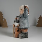 Фигурка светящаяся «Малыш в сером пальто, с пингвином на подарке», керамика, 12×6.5×20 см - Фото 4