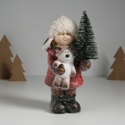 Фигурка светящаяся «Малышка в красном пальто, с ёлочкой и лосиком», керамика, 10.5×8.5×19 см - Фото 1