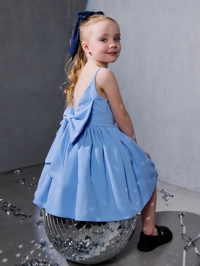 Платье нарядное для девочки MINAKU: Party Dress с бантом, голубое, рост 104-110 см