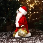 Дед Мороз под ёлку «Зимнее волшебство. С украшенным посохом и мешком», двигается, с подсветкой, 30 см, красный - Фото 3