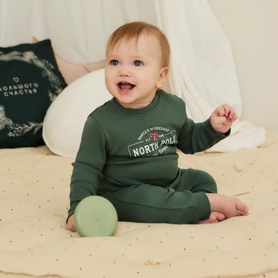 Костюм (штанишки и кофточка) Крошка Я "Еловые веточки", рост 74-80 см, зеленый