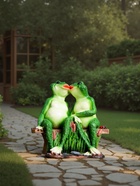 Садовая фигура из полистоуна «Лягушки на лавочке», 32×20×30 см - Фото 3