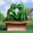 Садовая фигура из полистоуна «Лягушки на лавочке», 32×20×30 см - Фото 12