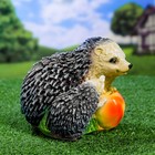 Садовая фигура "Ёжики с яблоком" 12х15х14см - Фото 2