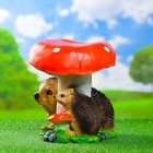 Садовая фигура из полистоуна «Гриб с двумя ежами», 30×26×30 см - Фото 16