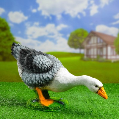 Садовая фигура из полистоуна «Гусь наклонившийся», 18×20×44 см