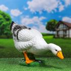 Садовая фигура из полистоуна «Гусь наклонившийся», 18×20×44 см - Фото 4