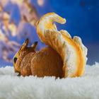 Садовая фигура "Белка грызет желудь" 19х9х16см - Фото 8