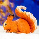 Садовая фигура "Белка грызет желудь" 19х9х16см - Фото 3