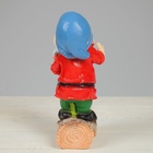 Садовая фигура из полистоуна «Гномик с лопатой», 15×12×30 см - Фото 11
