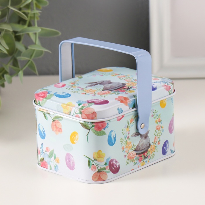 Металлическая шкатулка для украшений «Кролик в цветочном венке», хранения мелочи, с ручкой, 10.5×7.8×6.4 см - Фото 1