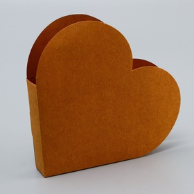 Подарочная коробка - сердце, с вкладышем внутри для конфет, открыток и сувениров, крафт, 10×10×3 см