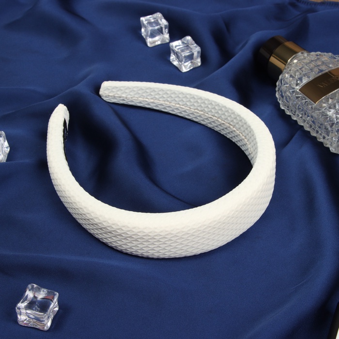 Ободок для волос QF «Жаннет», стиль орнамент, 3 см, бежевый - Фото 1