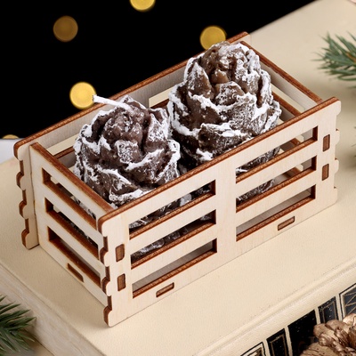 Набор свечей декоративных «Две шишки», в деревянном ящике