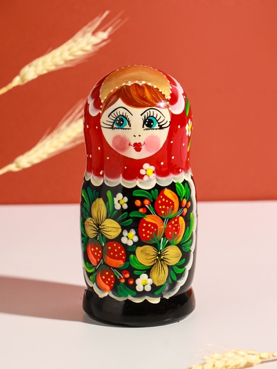 Матрёшка дерево «Весела», красная голова, низ чёрный, 5-кукольная, 14 см
