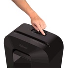 Шредер Fellowes PowerShred LX70 черный (секр.P-4) перекрестный 11лист. 18лтр. скрепки скобы 106692 - фото 51686749 Шредер Fellowes PowerShred LX70 черный (секр.P-4) перекрестный 11лист. 18лтр. скрепки скобы 106692 - фото 51686749