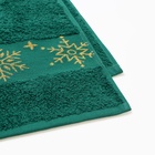 Полотенце махровое в коробке Golden snowflakes 70х120см, цвет зеленый 360г/м хл100% - фото 26655251