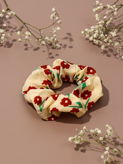 Резинка для волос QF «Орбита», цветы лето, 10 см, красно-бежевая