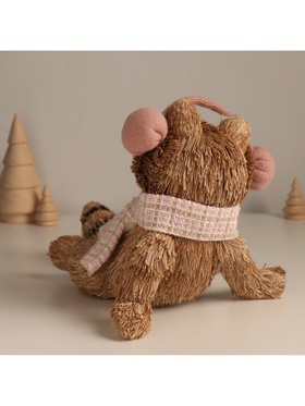 Фигурка новогодняя «Лежачий енот в наушниках», 17.5×21×18 см