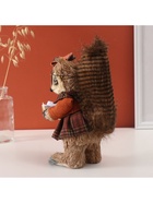 Фигурка «Белочка в очках с книжкой», 16×15×23 см - Фото 3