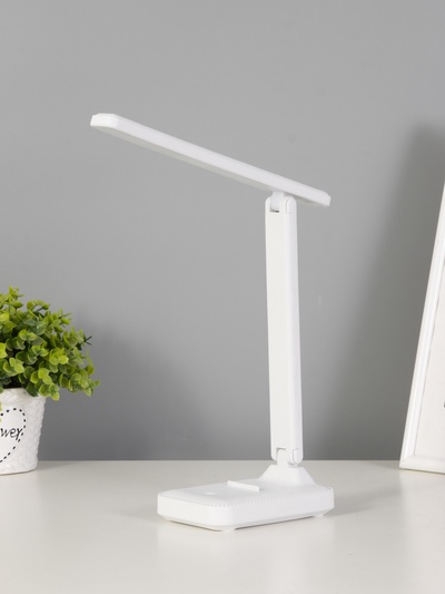 Светильник настольный с подставкой под телефон «Уно» 4 Вт LED USB 2700-6500К белый