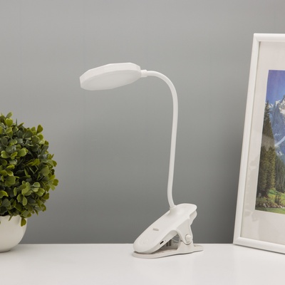 Светильник на прищепке с подставкой под телефон «Грань» 5 Вт LED USB 2700-6500К белый