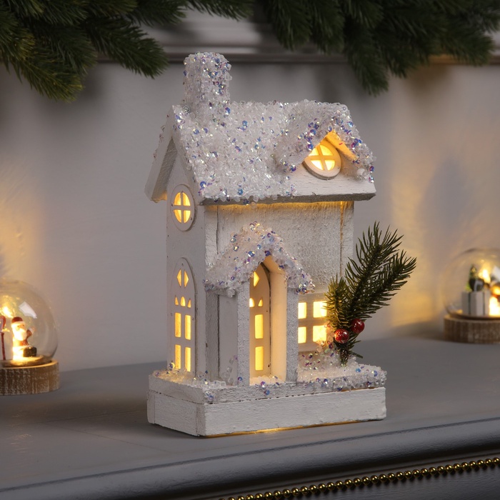 Фигура деревянная "Домик белый", 24х15х7 см, 3 LED, батарейки AAx2 (не в комплекте), свечение теплое белое - Фото 1