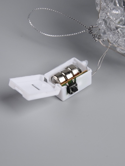 Подвеска световая «Снежок», 10 см, 10 LED, от батареек AG13×3, свечение белое