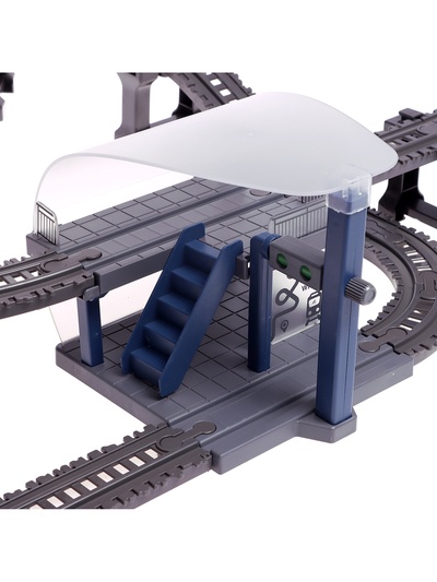 Железная дорога «Ретро», работает от батареек, световые и звуковые эффекты, детская