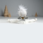 Фигурка настольная полистоун «Ангелочек в белом наряде, в шапке с пухом сидит», на полку, длинные ножки, 6×4×15 см - Фото 5