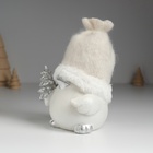 Фигурка полистоун «Воробушек в шапке с серебристой ёлкой», 10×8.5×13 см - Фото 4