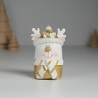 Фигурка полистоун «Олень белый в шапке и шарфике», 4×4×7 см - Фото 2