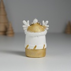 Фигурка полистоун «Олень белый в шапке и шарфике», 4×4×7 см - Фото 5