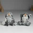 Фигурка полистоун «Гном в сером длинном колпаке с леденцом/мешком», 6×4×5.5 см, МИКС - Фото 2