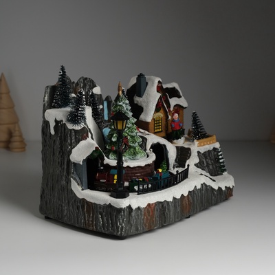 Фигурка светящаяся «Канун Рождества», крутится, 23×15×18 см