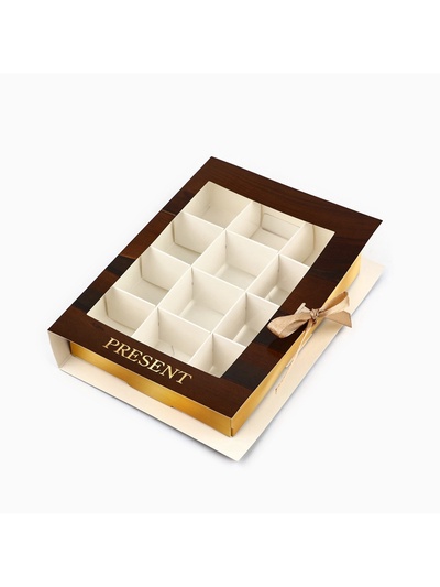 Коробка под 12 конфет с ячейками «Дерево» 18.5×13.5×3.5 см