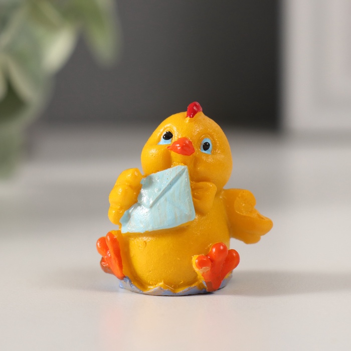 Фигурка полистоун «Цыпа почтальон с письмом», 2.6×3×3.3 см - Фото 1