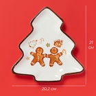 Тарелка сервировочная новогодняя Доляна «Имбирные человечки», 21×20.2 см, доломит, белая - Фото 2