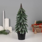 Искусственная ёлка настольная «Зимнее волшебство. Заснеженная с блёстками» в горшочке, 33 см, ветки литые отгибаются - Фото 2