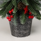Искусственная ёлка литая настольная «Зимнее волшебство. С ягодками, в горшочке», 33×8.5 см, ветки отгибаются - Фото 4